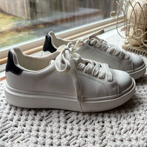 Steve Madden Women's Sneakers in White with Black Detail